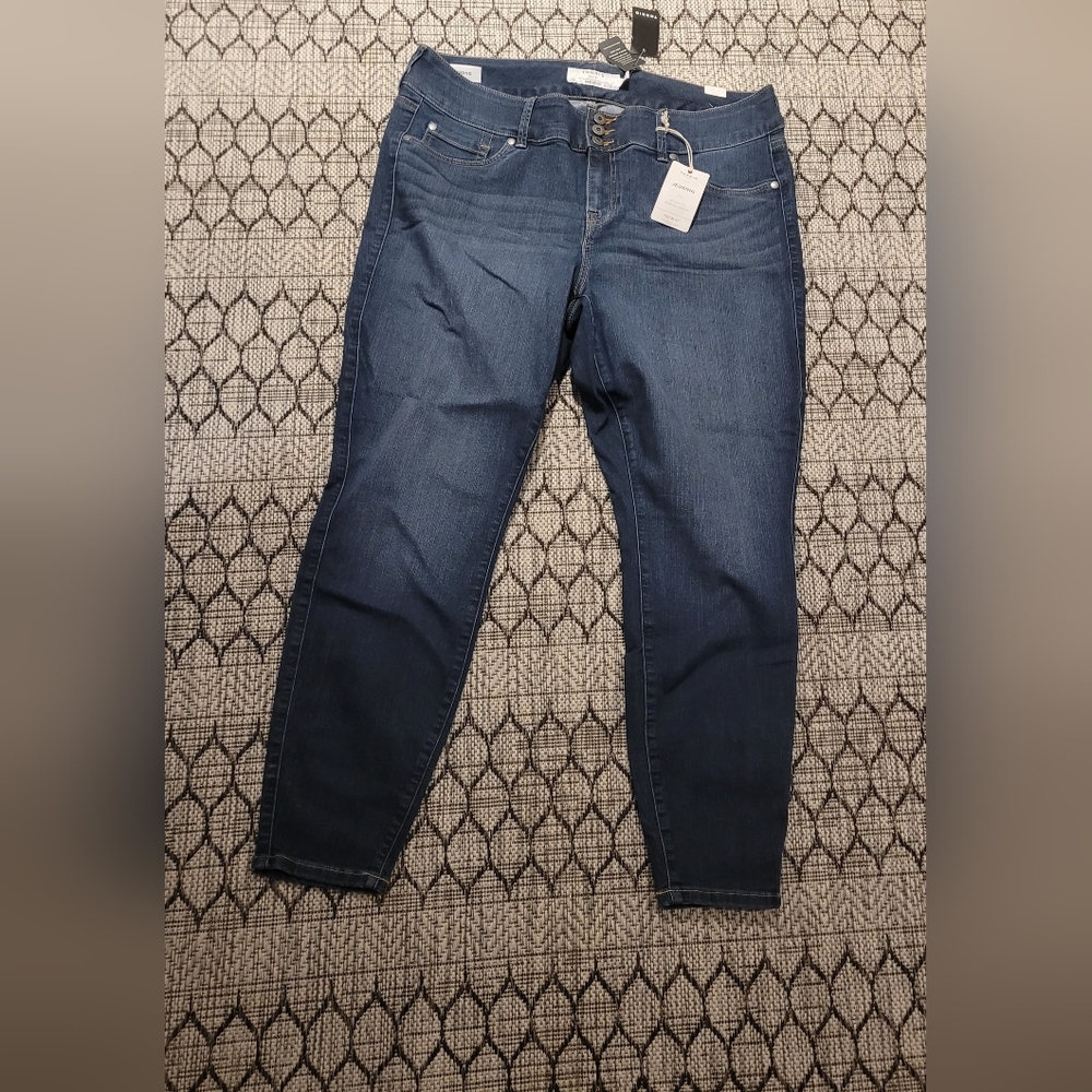Size 20 Torrid Dark Blue Skinny Jeans